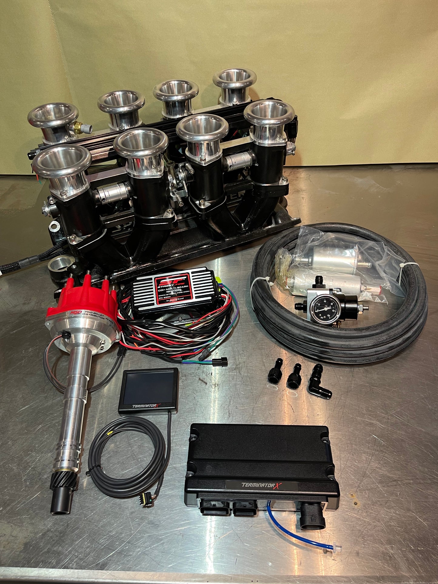 Small Block Chevy 8-Stack Intake Manifold, Complete EFI Kit